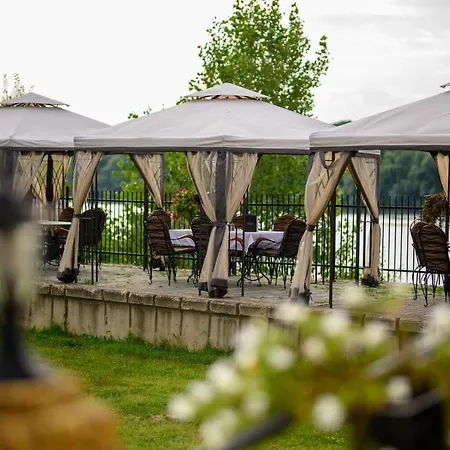 Hotel Svetionik Obrenovac 2*
