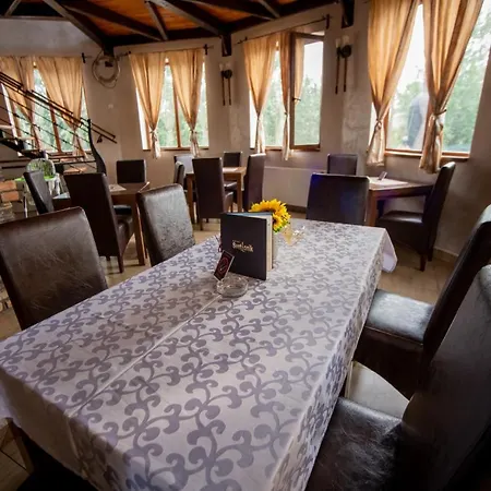 Svetionik Obrenovac Hotel 2*